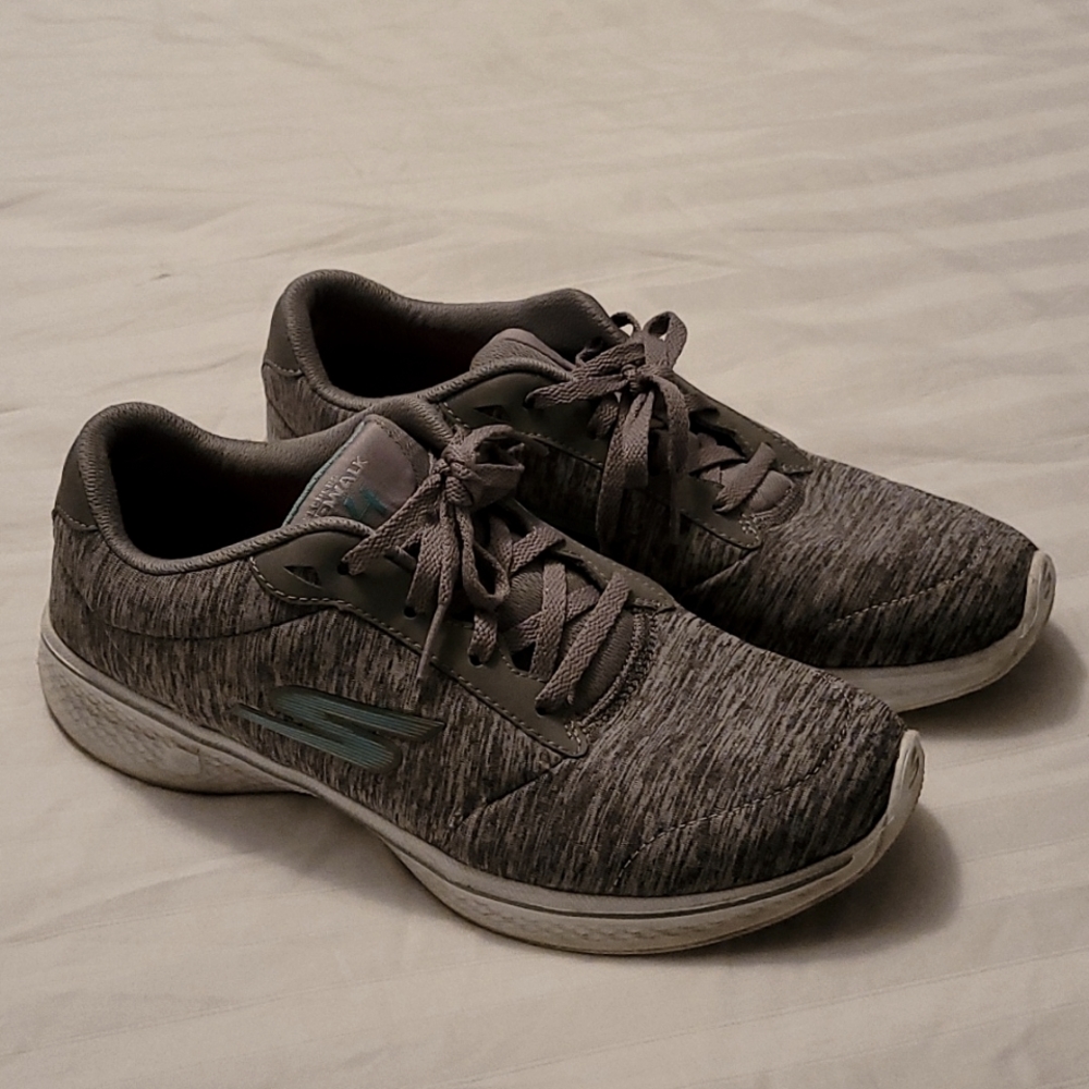 Women's skechers shoes